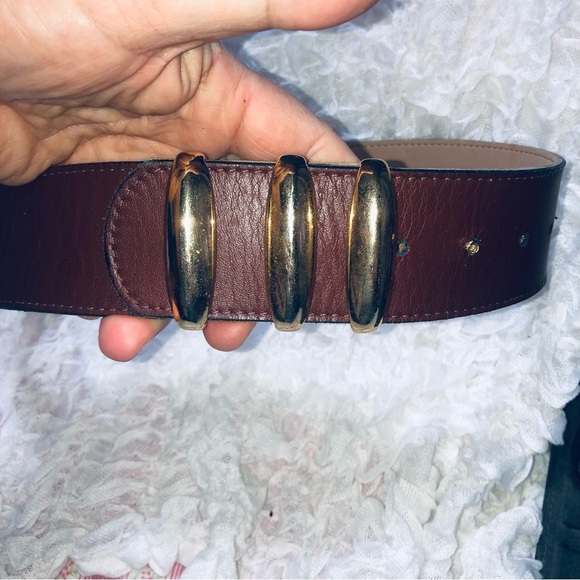 Plum Brown Leather Belt with Gold Buckle Design - 32” by 1 7/8”- stylish used - Picture 5 of 9